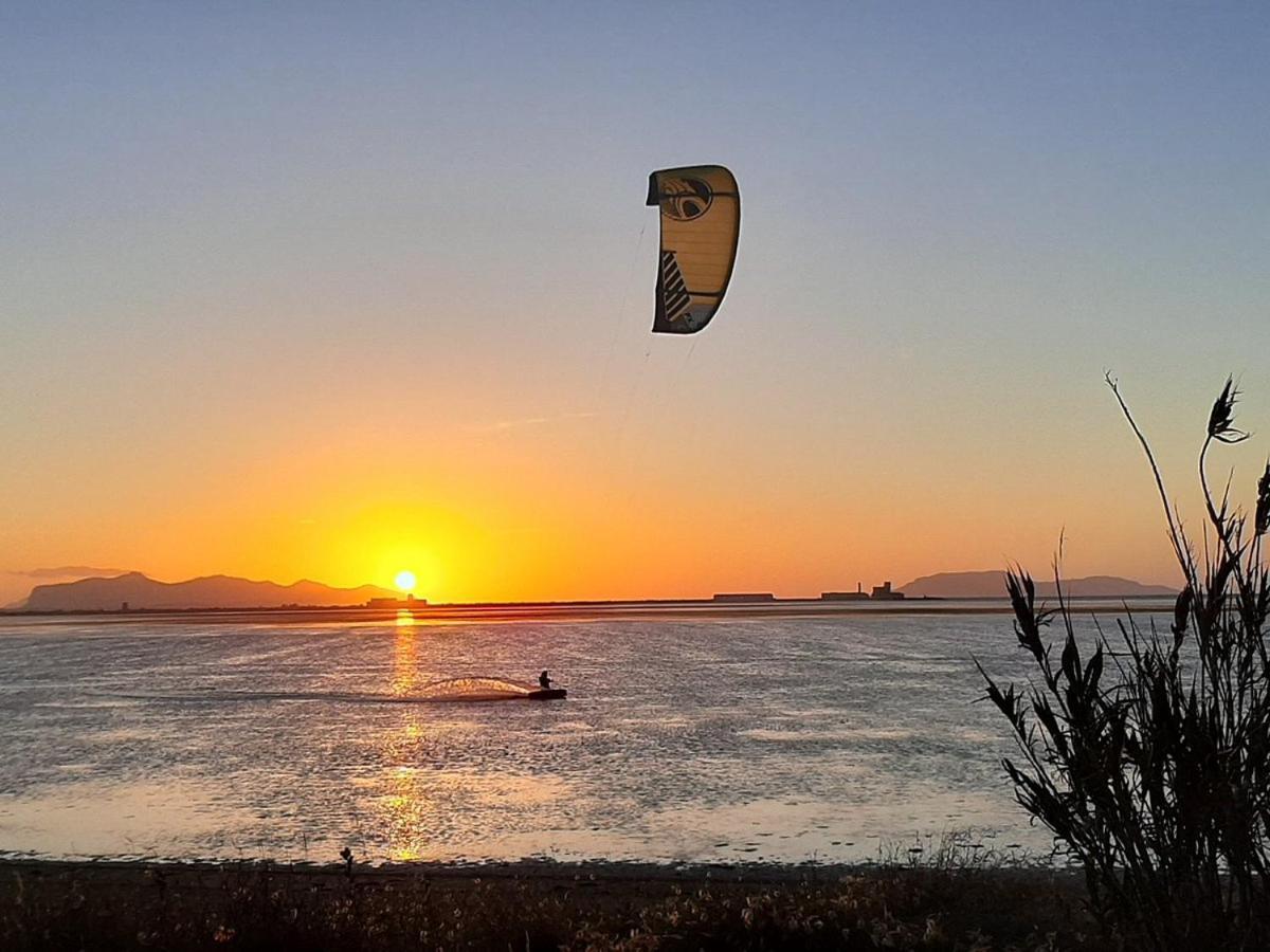 Tramonto Sulle Isole * Marsala